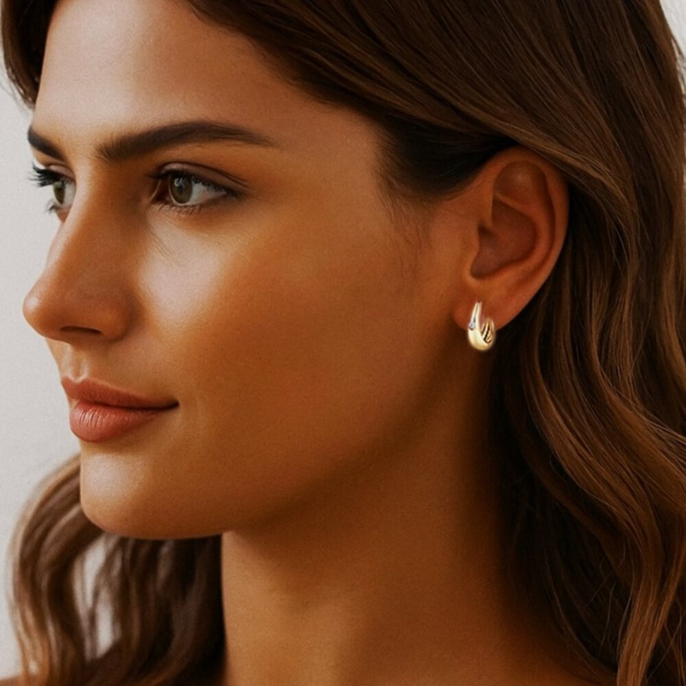 "Georgia" Lab Hoop Earrings 0.06 ct - Picture 2 of 2